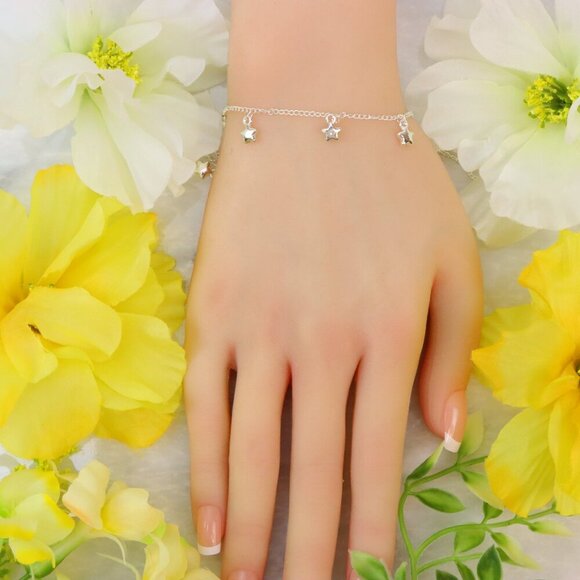 Minimalist Bracelet, Sleek & Modern Design, Women’s Fashion, YC110171-B - Picture 2 of 10